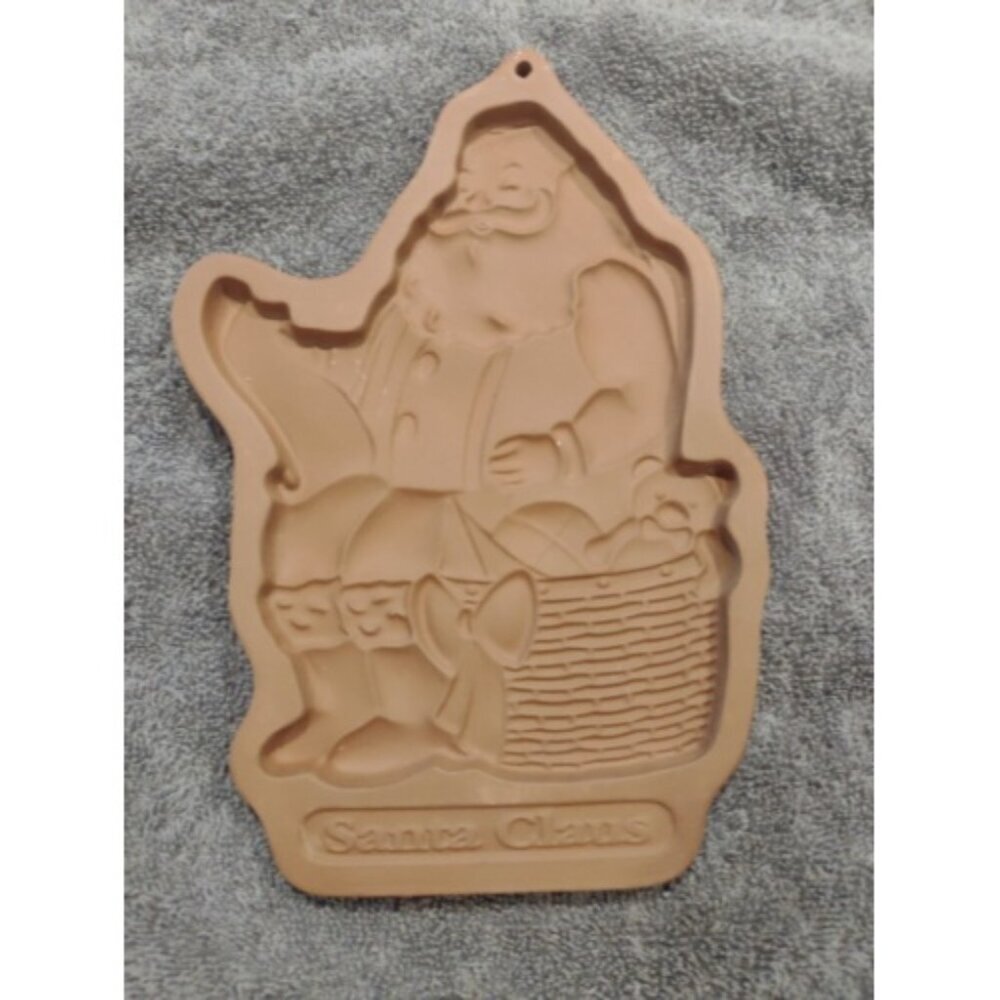 1992 Longaberger Pottery Christmas Santa Cookie/Chocolate Mold Retired
